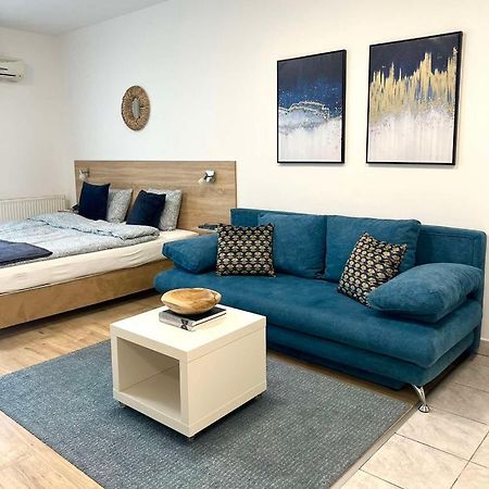 Lotus Apartments Downtown 布达佩斯 外观 照片