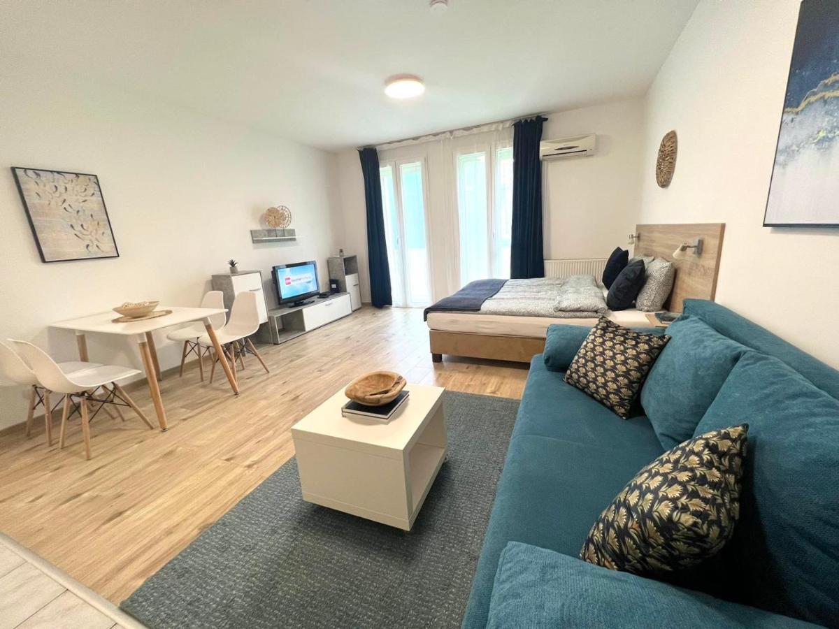 Lotus Apartments Downtown 布达佩斯 外观 照片